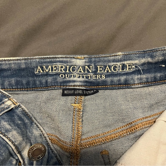 American Eagle Next Level StretchX Hi-Rise Shortie Denim Shorts Sz 6 - Picture 3 of 7